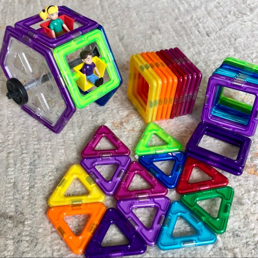 40+ pc Magformers STEM building set